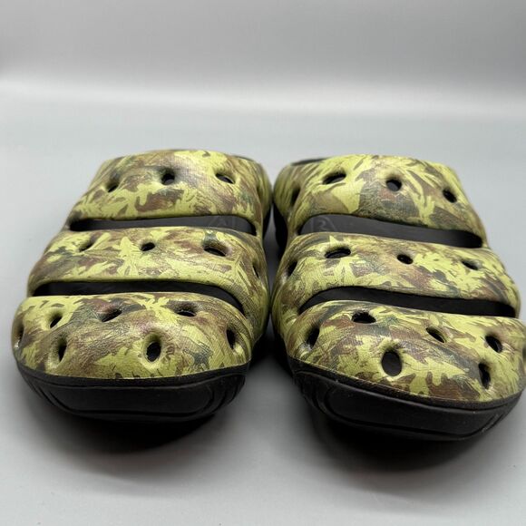 KEEN Yogui Arts Men's 9 Camo Green Rubber Classic Clogs Lightweight Slip On - Picture 3 of 11